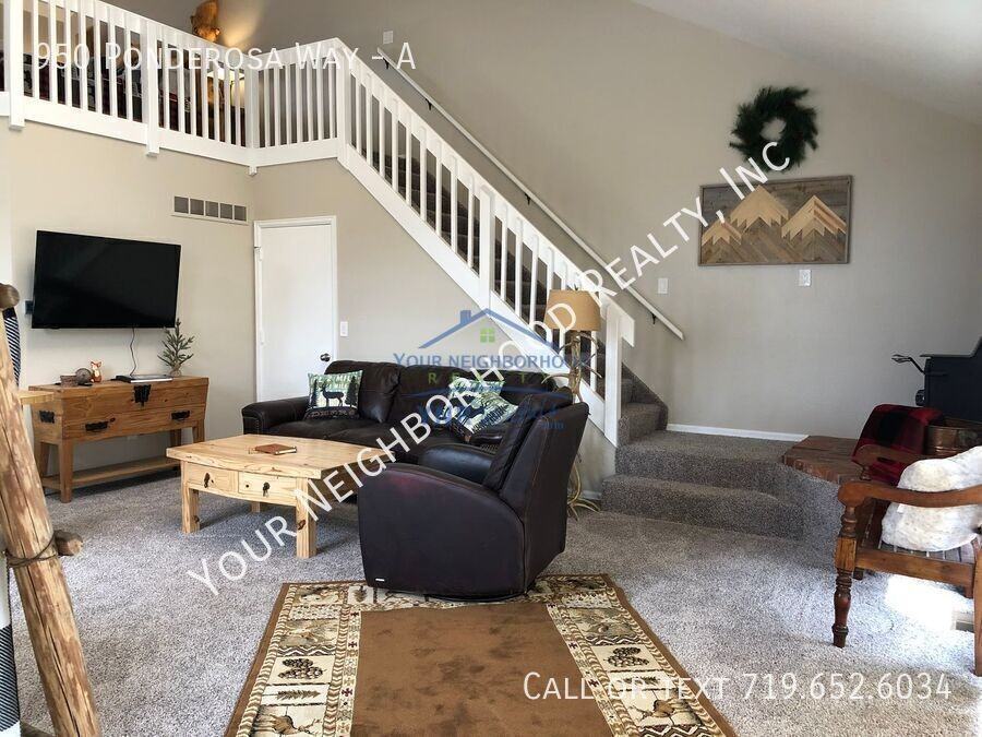 950 Ponderosa Way #A - Photo 3 of 10