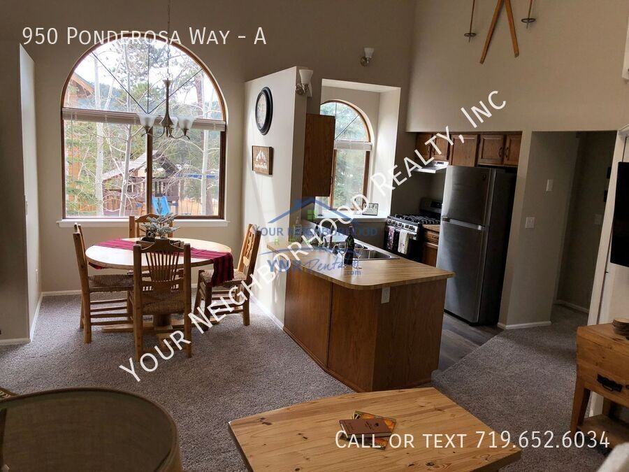 950 Ponderosa Way #A - Photo 4 of 10