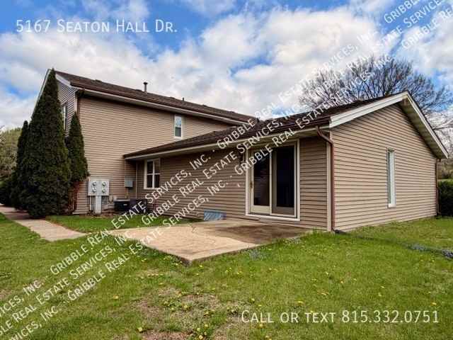 5167 Seaton Hall Dr - Photo 3 of 12