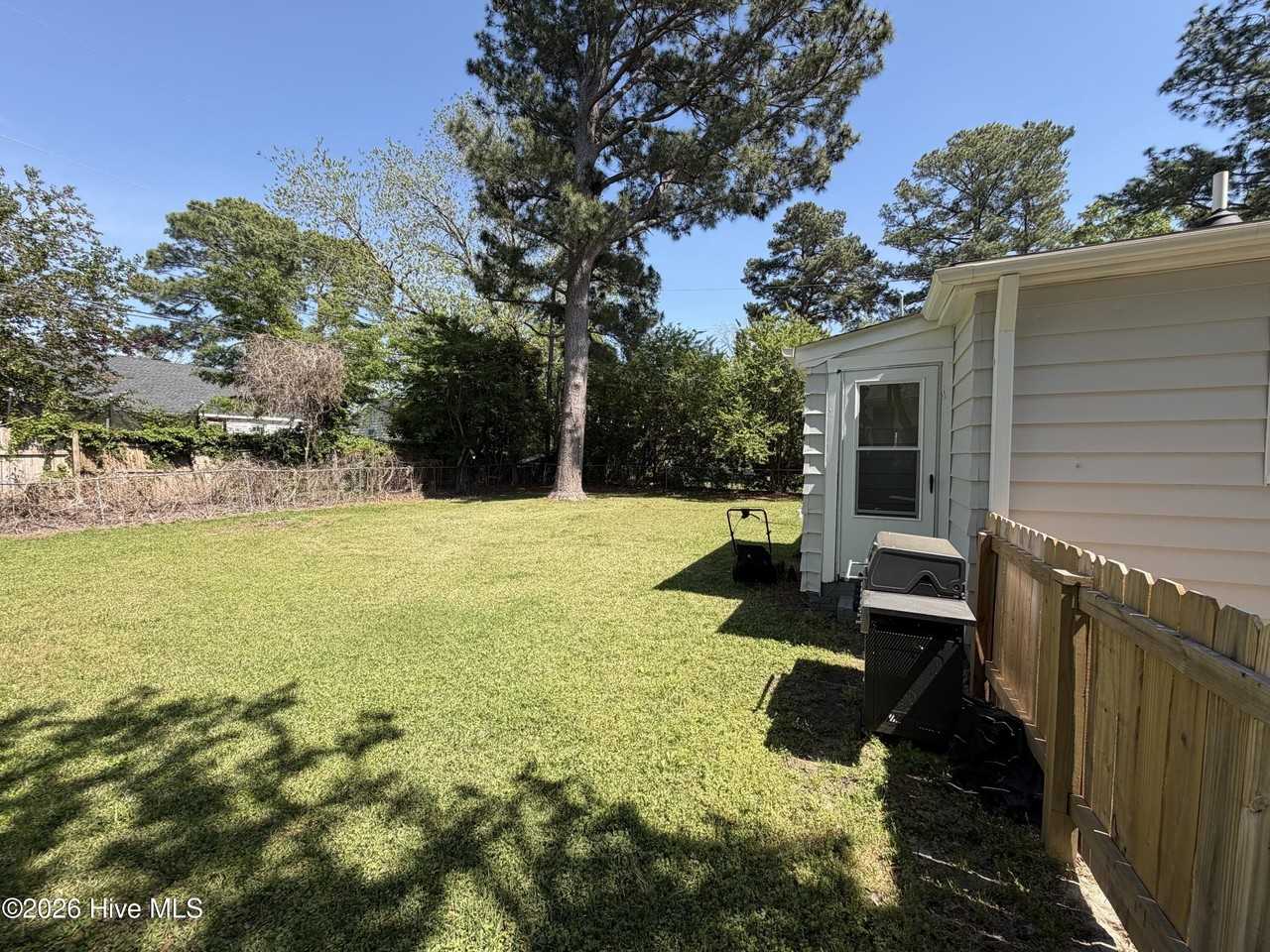 2803 Jefferson Dr - Photo 5 of 15