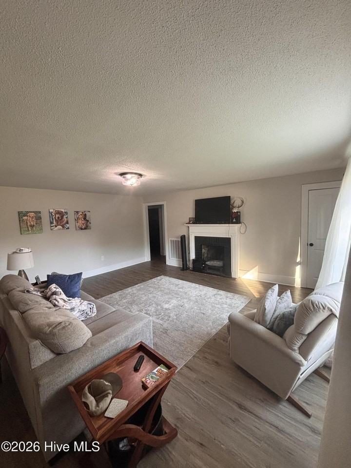 2803 Jefferson Dr - Photo 6 of 15