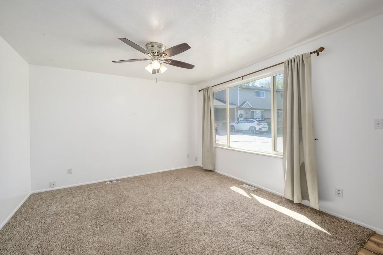 259 E 8355 S - Photo 7 of 22