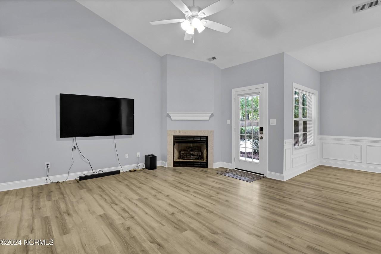 3006 Rachel Pl - Photo 6 of 30