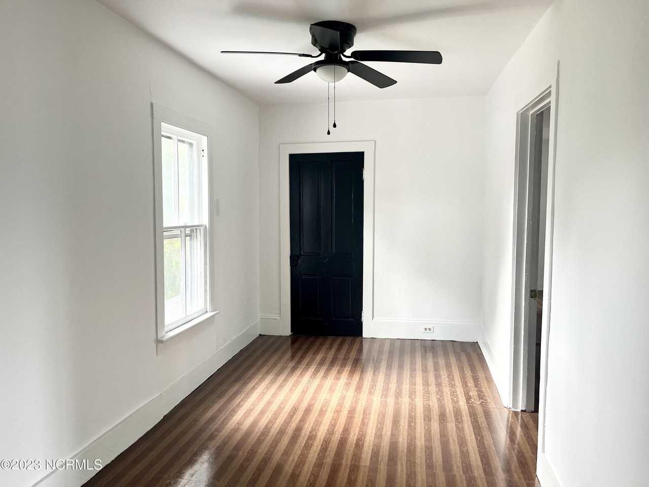 741 Riverside Ave #C - Photo 3 of 7