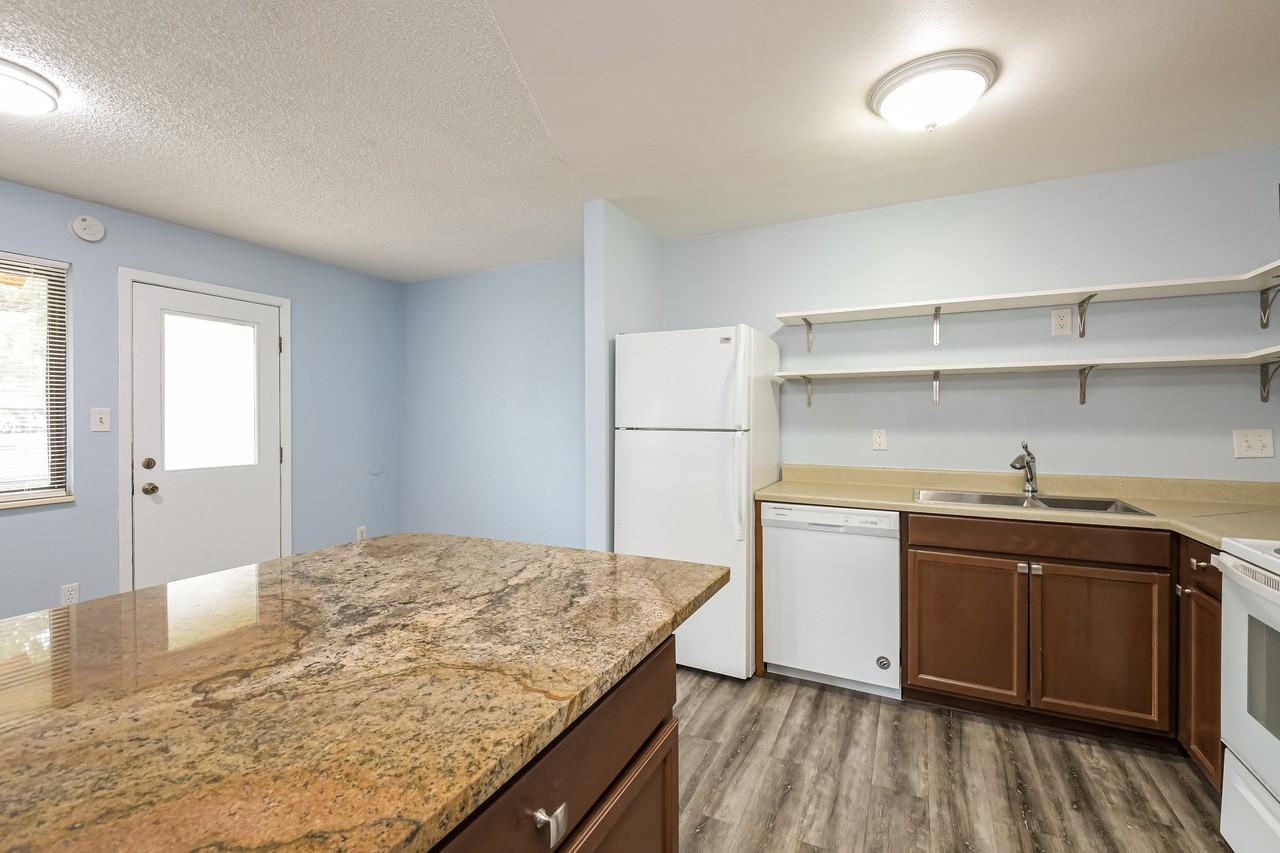 710 City Park Ave #1 - Photo 7 of 15