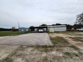 4819 N Us Highway 281 - Photo 1 of 1