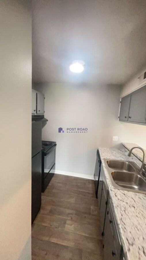 505 W 27th St S #202 - Photo 5 of 40