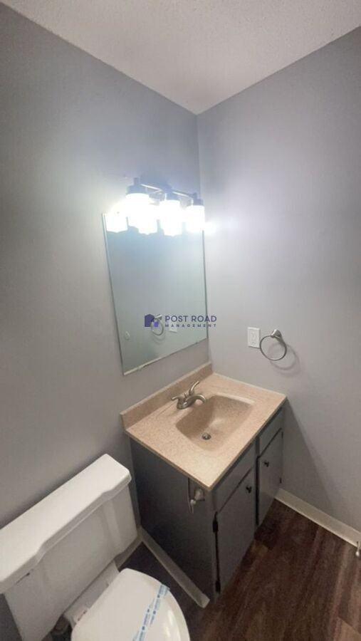 505 W 27th St S #202 - Photo 6 of 40