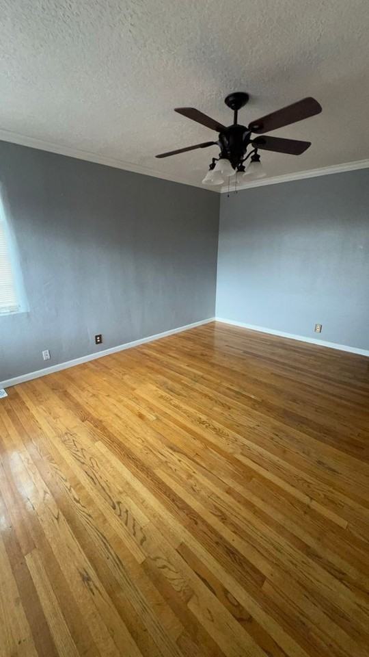 2534 La Veta Dr Ne - Photo 2 of 8