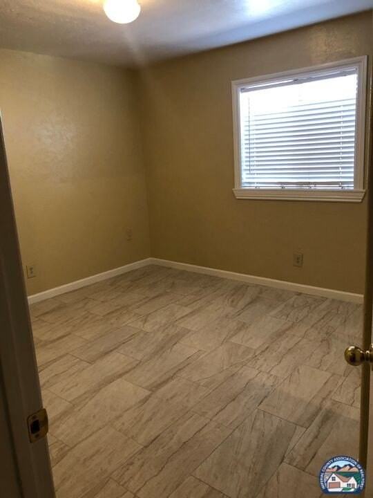 310 A St - Photo 7 of 11