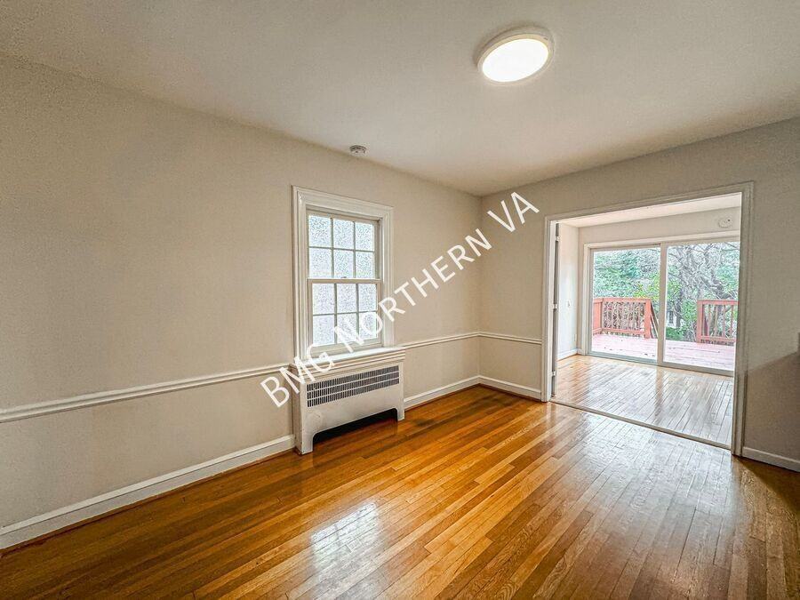 4412 Volta Pl Nw - Photo 5 of 42