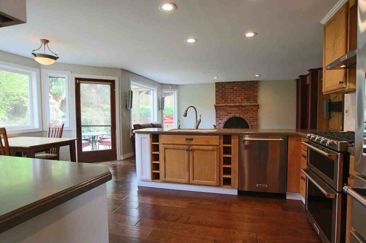 522 Runquist Ct - Photo 6 of 20