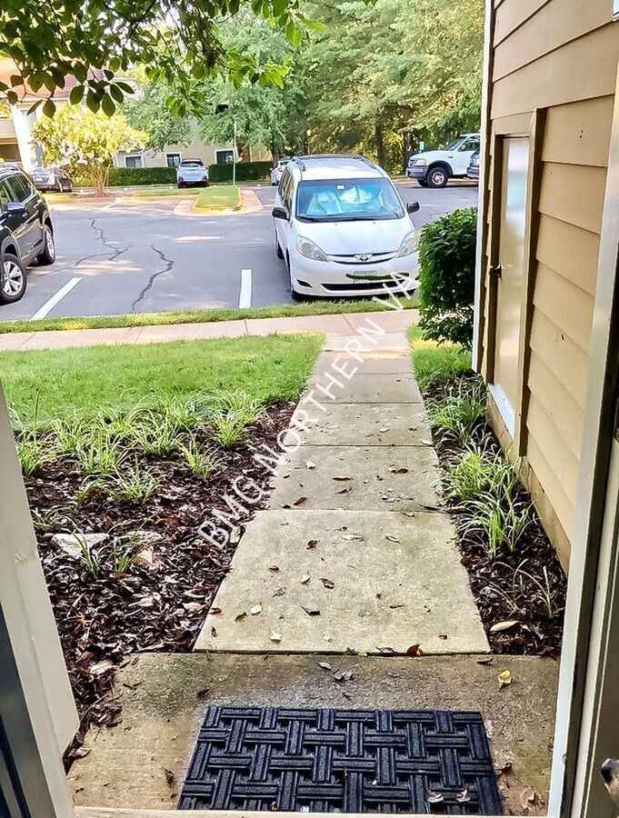 11013 Villaridge Ct #B - Photo 2 of 21