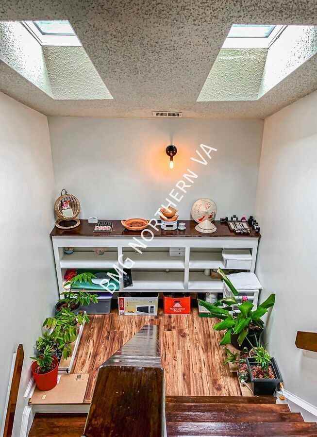 11013 Villaridge Ct #B - Photo 3 of 21