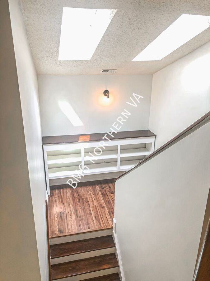 11013 Villaridge Ct #B - Photo 4 of 21