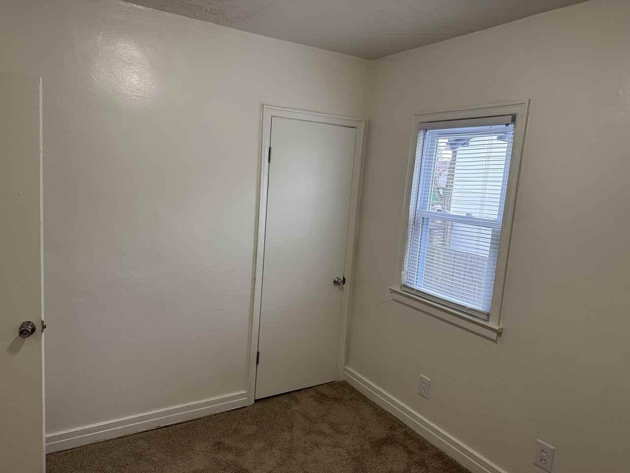 511 Park View Ave - Photo 7 of 12