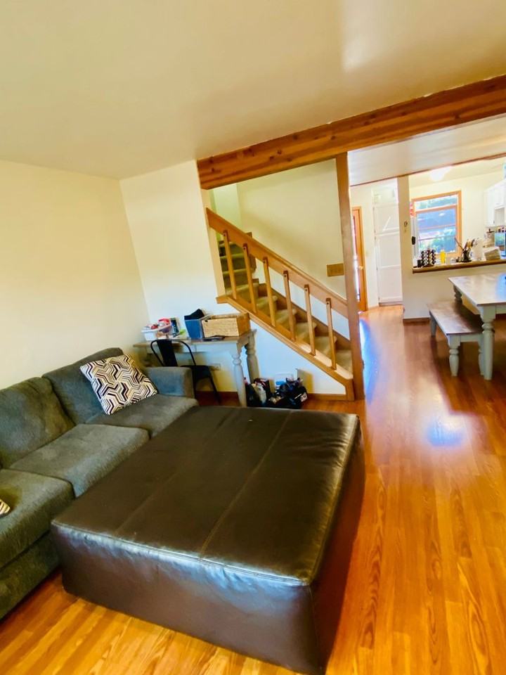 3129 Bell Dr - Photo 5 of 21