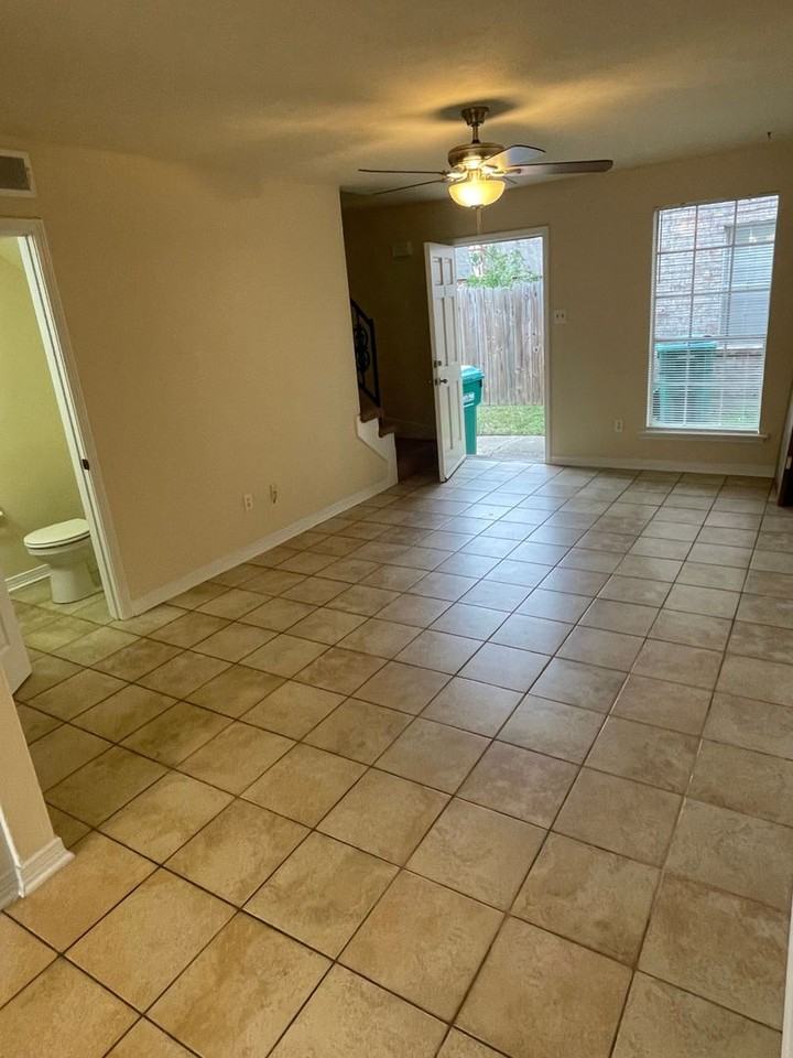 4209 Asher Ct #D - Photo 3 of 16