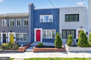 featured image of 2218 16th St Ne