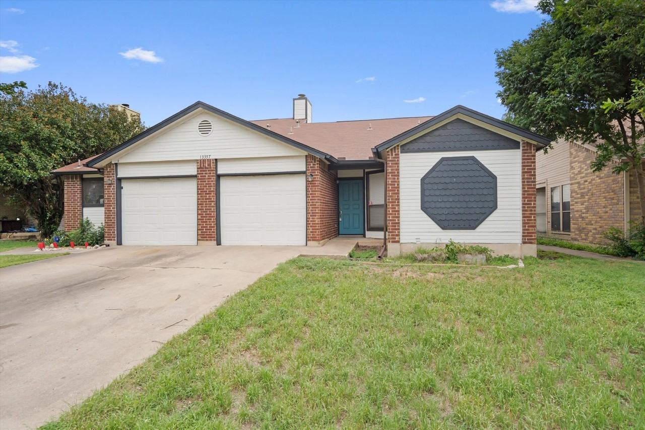 13357 Water Oak Ln #A - Photo 3 of 25