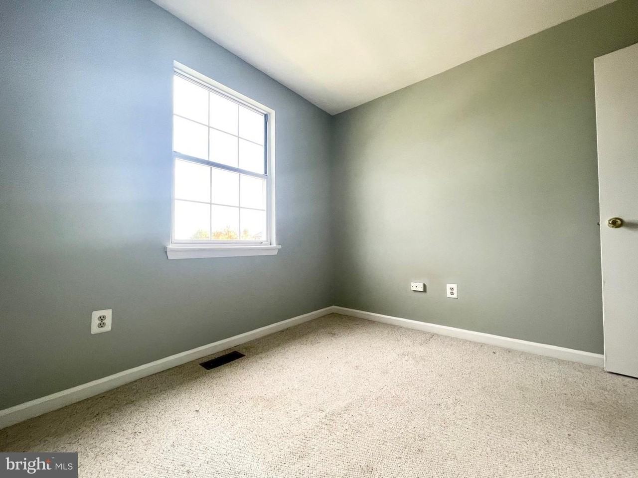 10 Darbytown Ct - Photo 5 of 14