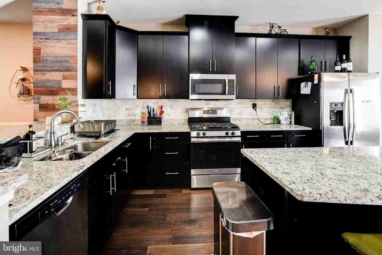 14301 Ridge View Ln - Photo 5 of 41