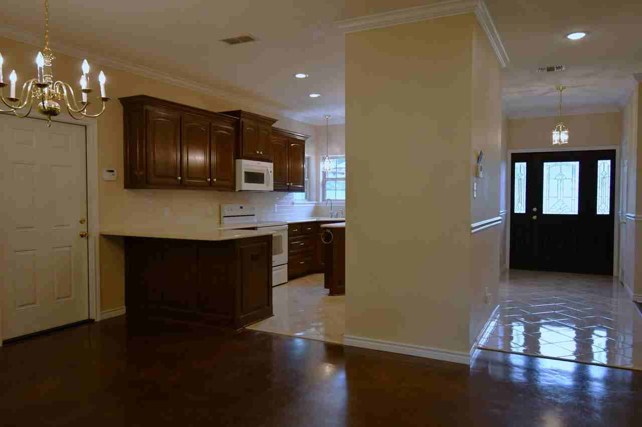 2708 Terrace Ln - Photo 6 of 23