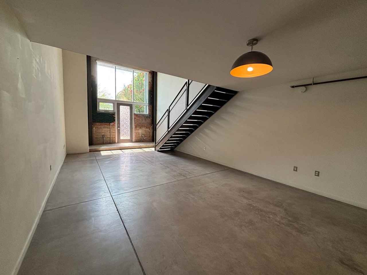 1001 E 17th St #124 - Photo 5 of 19