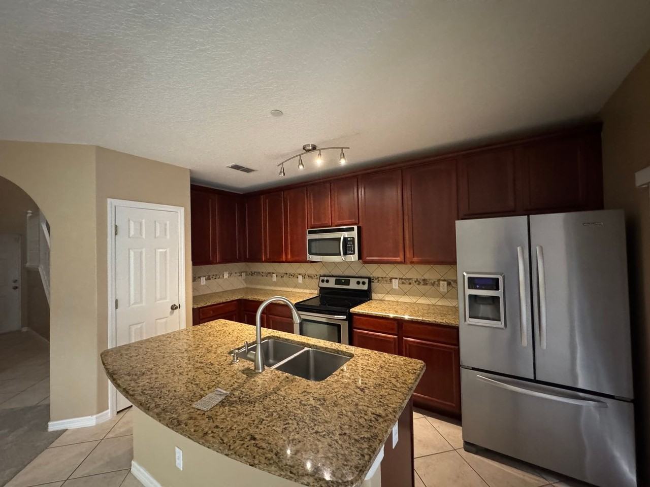 5926 Tivoli Gardens Blvd - Photo 7 of 28