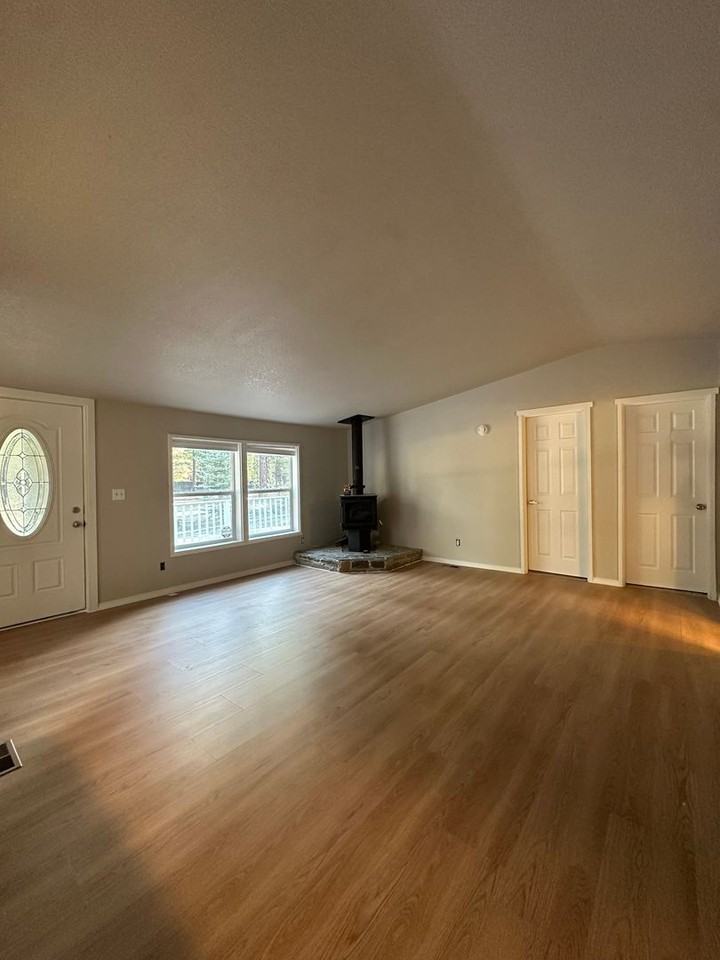 15485 Brooks Ln - Photo 7 of 50