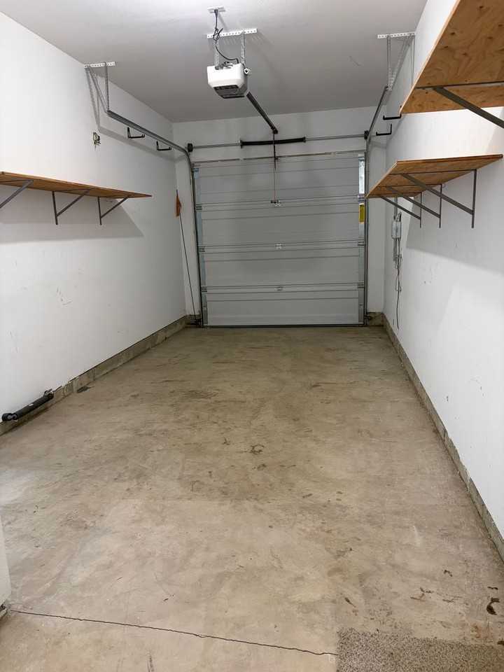 332 E Wayno Way - Photo 3 of 29