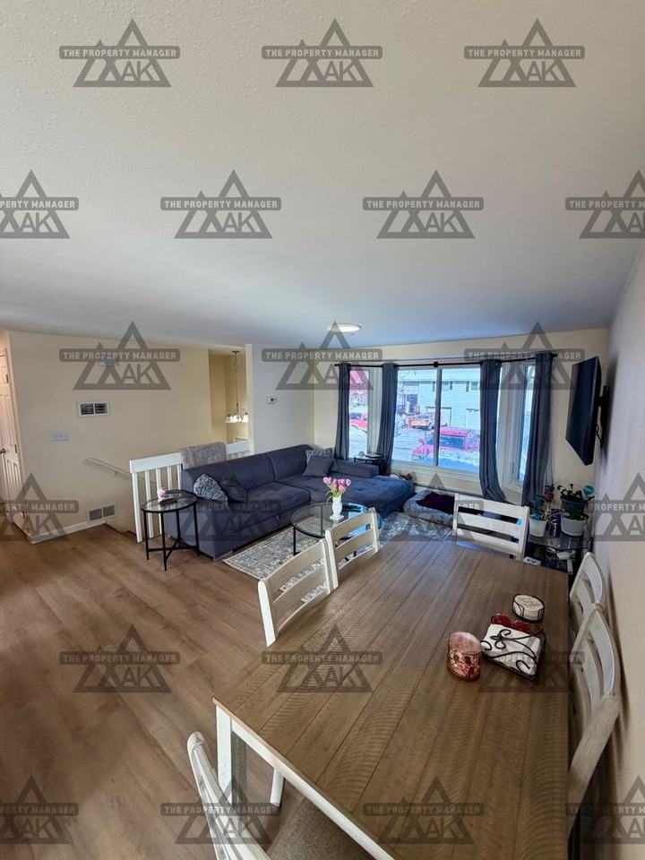 1600 Market St - Photo 4 of 30