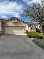 featured image of 401 Sand Cliff Ct #B