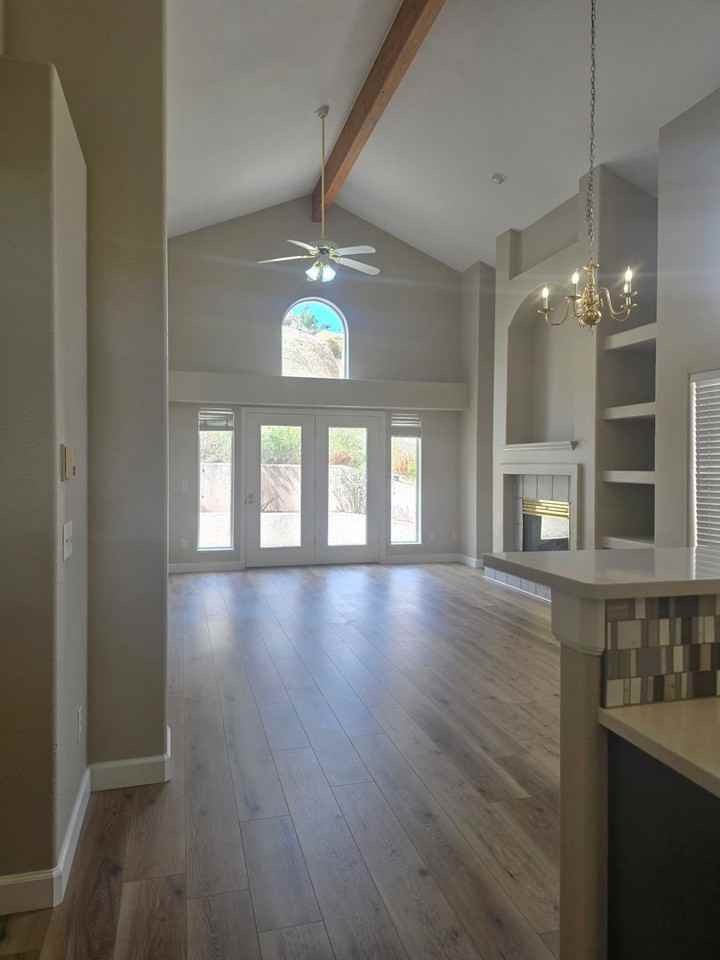 401 Sand Cliff Ct #B - Photo 3 of 22