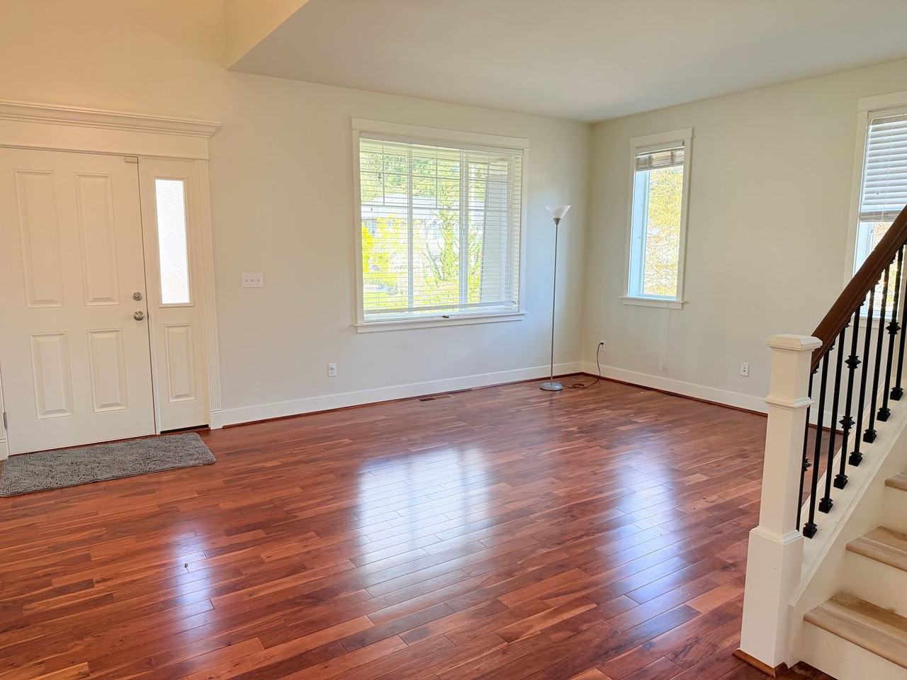 2710 242nd Pl Sw - Photo 6 of 33