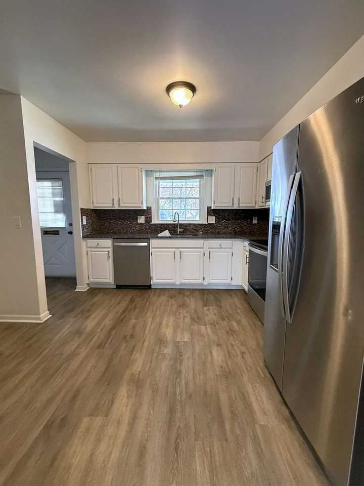 1308 S Mount Joy St - Photo 2 of 10