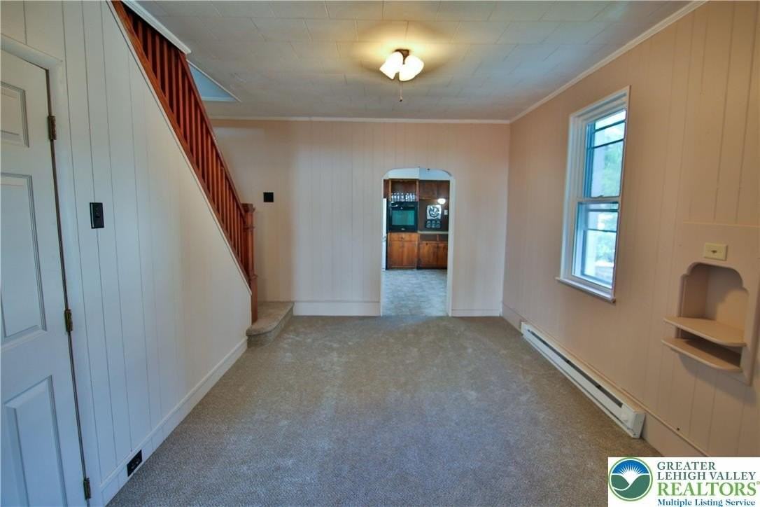 68 W Center St - Photo 6 of 22