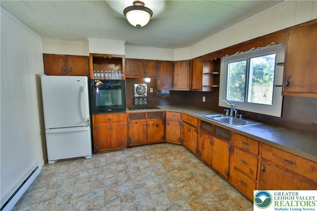 68 W Center St - Photo 7 of 22