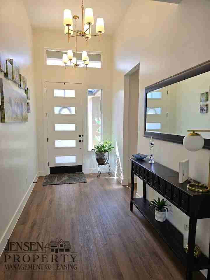 2154 N Serenita St - Photo 3 of 40