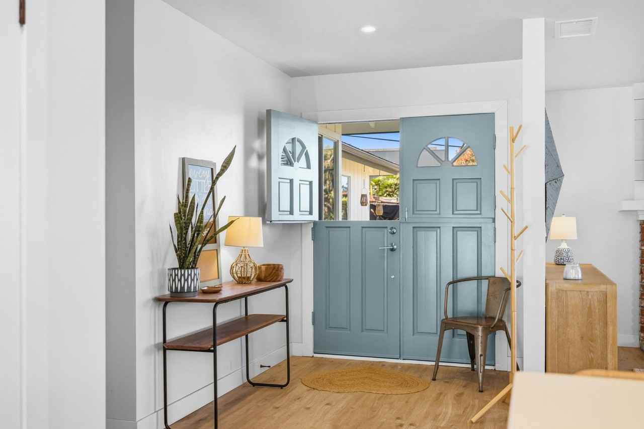 450 8th St - Photo 4 of 24