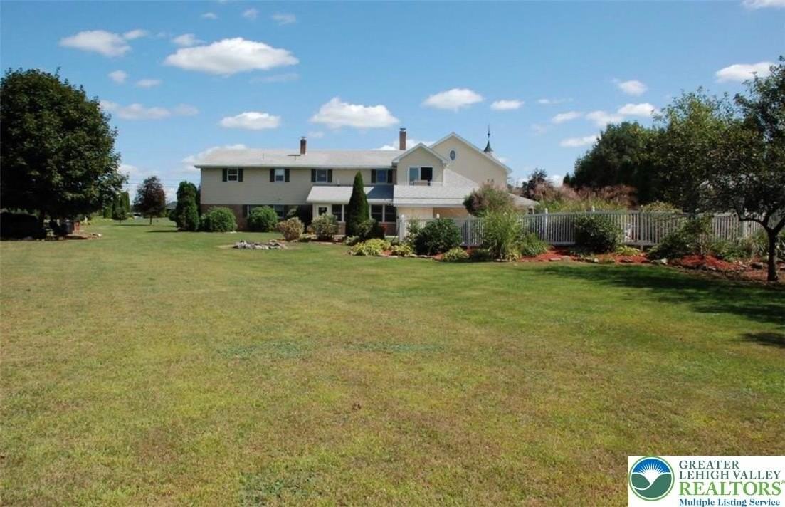 100 Hazlewood Rd - Photo 3 of 31