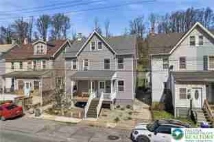 1065 Bushkill Dr - Photo 1 of 1