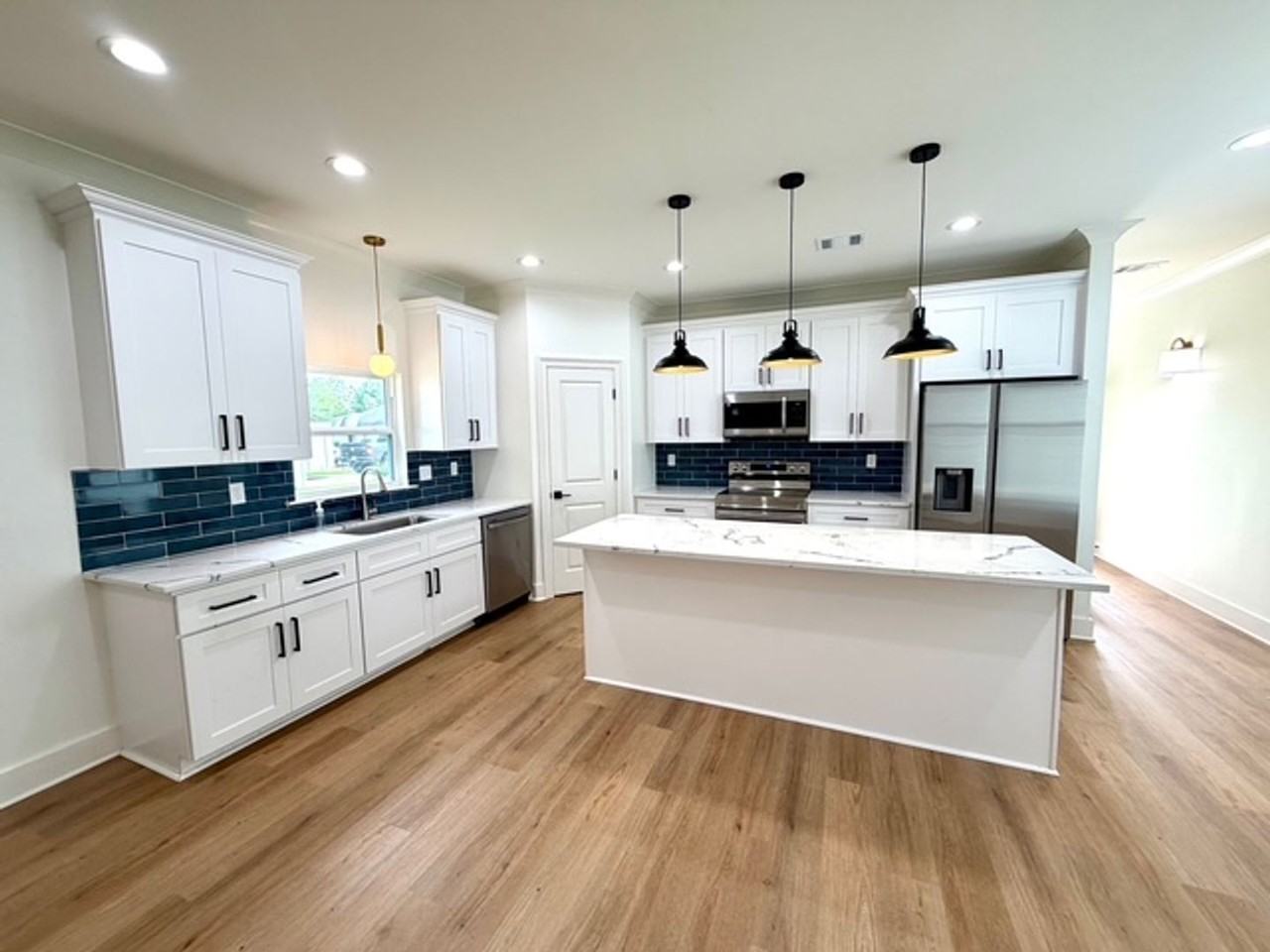 808 S Audubon Place Ave - Photo 3 of 18