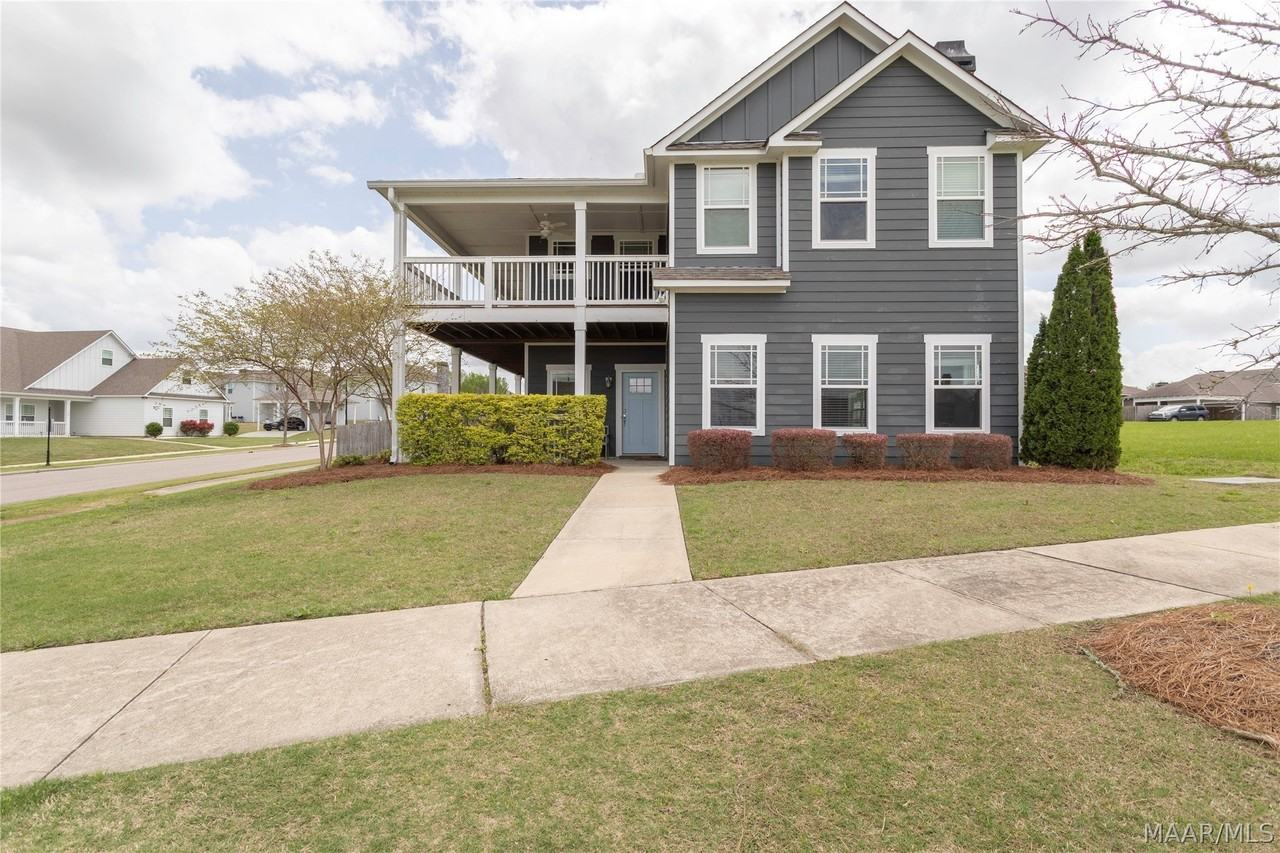 201 Avenue Of The Orchards - Photo 2 of 45