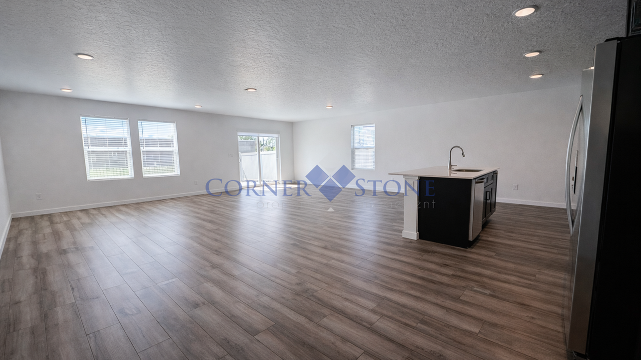 11141 W Hidden Point St - Photo 3 of 22