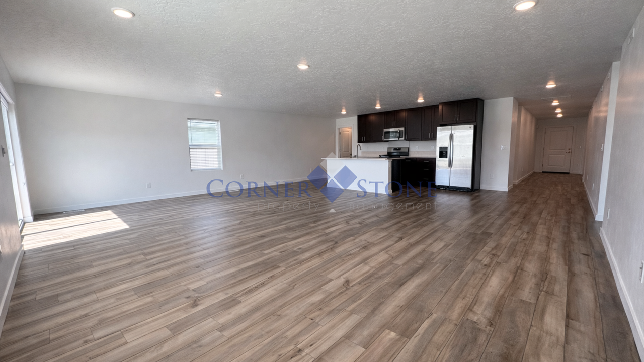 11141 W Hidden Point St - Photo 4 of 22