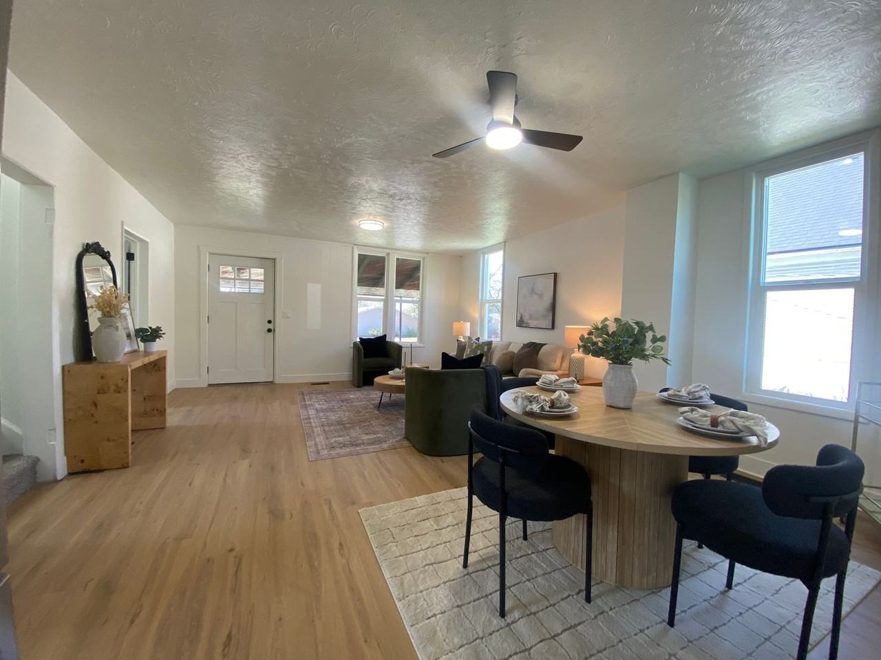 3127 E Jackson Ave - Photo 5 of 19