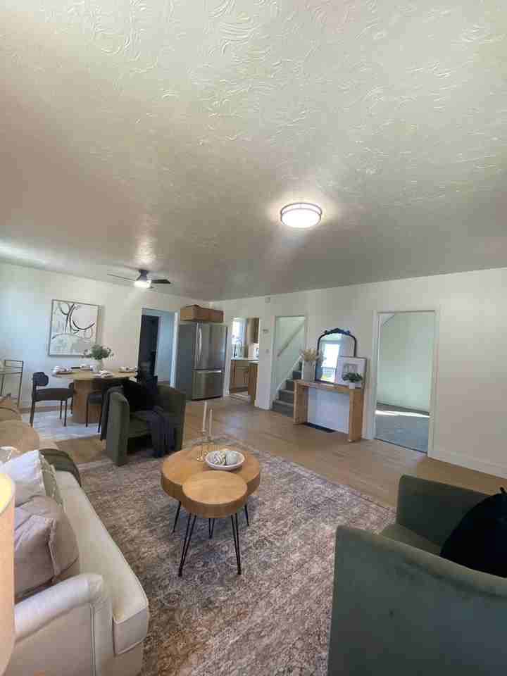 3127 E Jackson Ave - Photo 7 of 19