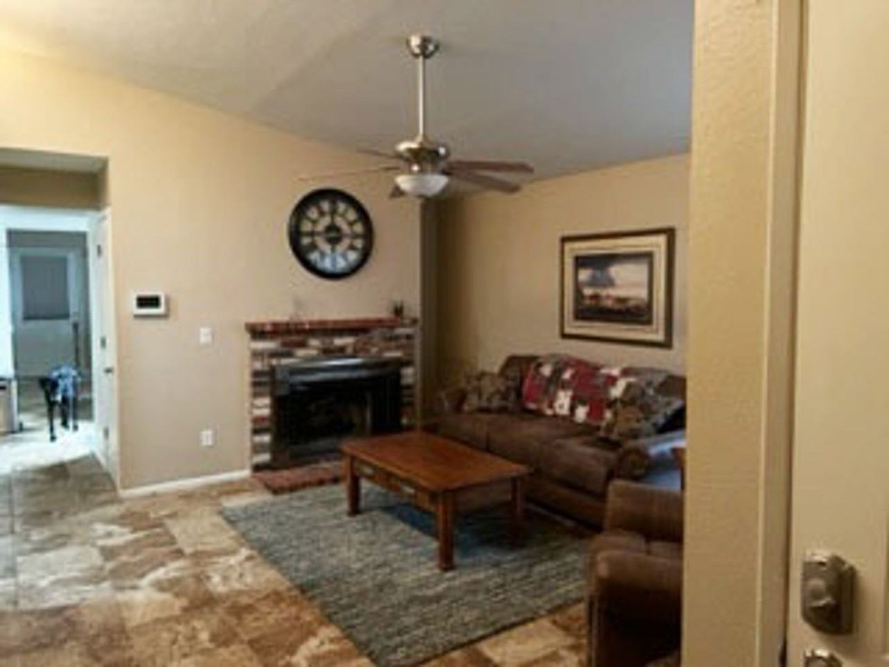 2071 Burnside Dr - Photo 3 of 10