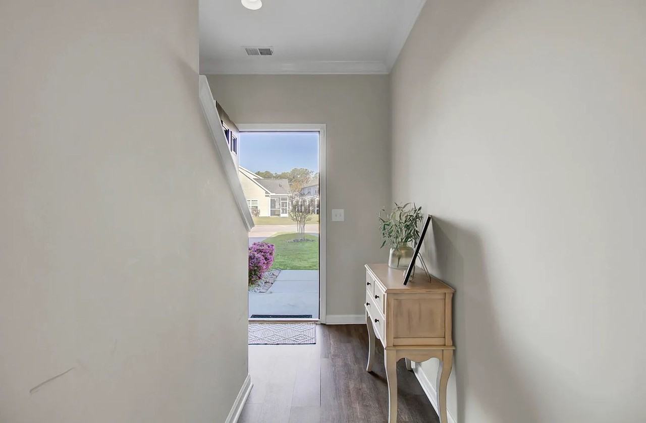 196 Buchanan Cir - Photo 6 of 39